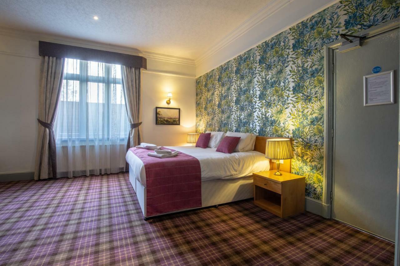 Woodthorpe Hotel Prestwich Bagian luar foto