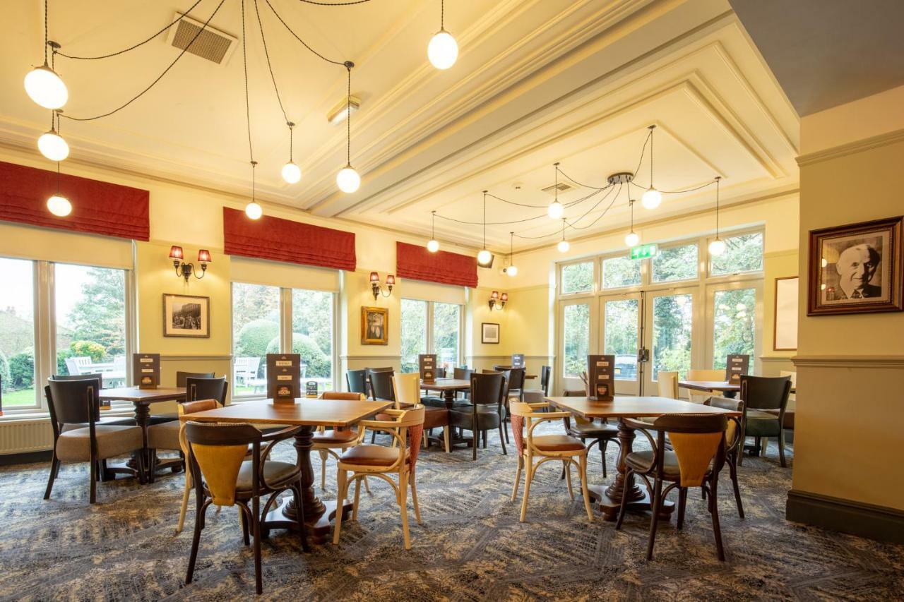 Woodthorpe Hotel Prestwich Bagian luar foto