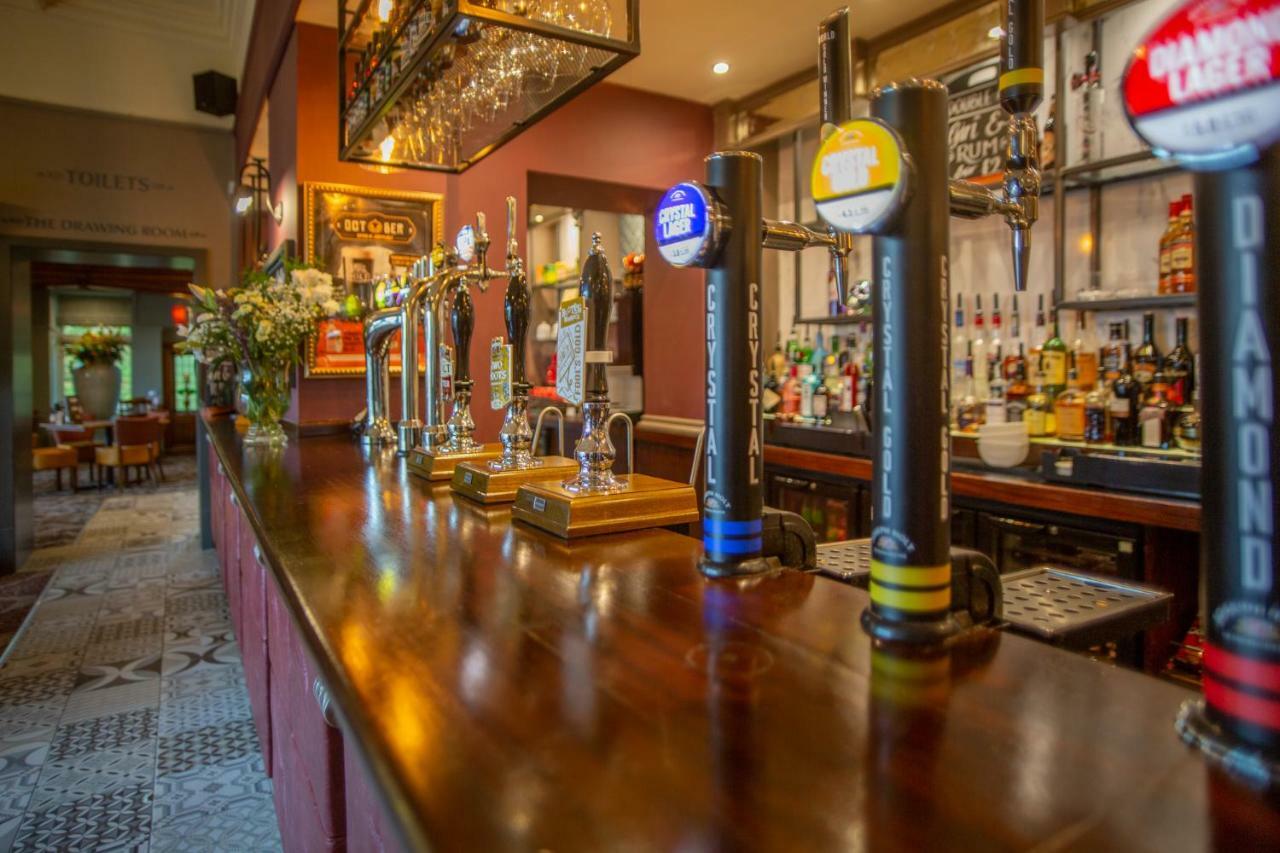 Woodthorpe Hotel Prestwich Bagian luar foto