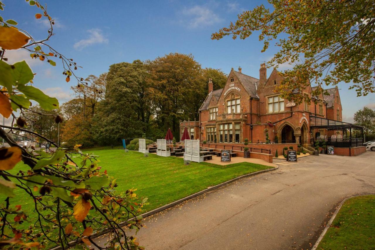 Woodthorpe Hotel Prestwich Bagian luar foto